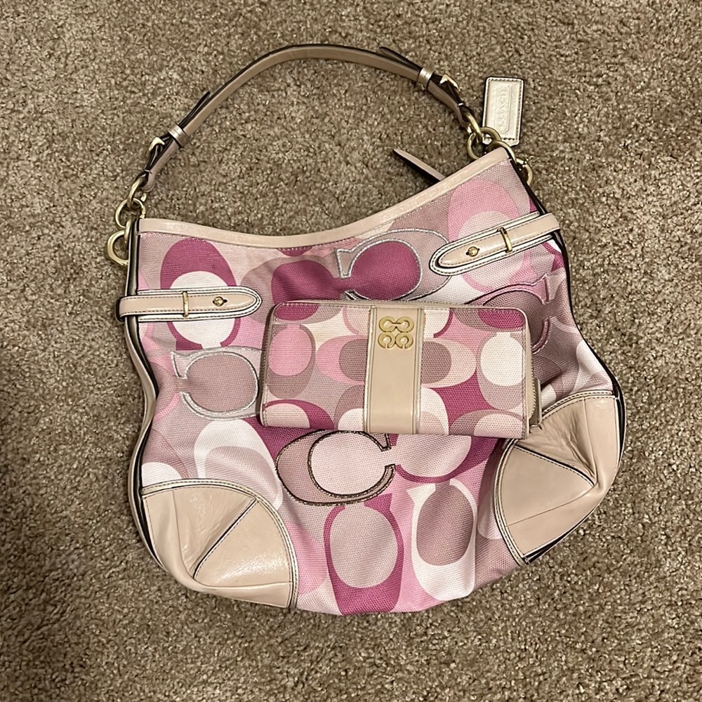 Vintage Coach Pink Beige Purse & Wallet